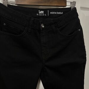 Lee Rider's Midrise Bootcut Black Jeans, size 8P